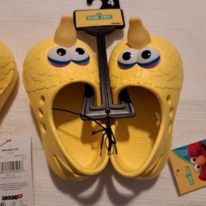Sesame Street toddler foam sandals, pick size 2, 3, or 4 NWT